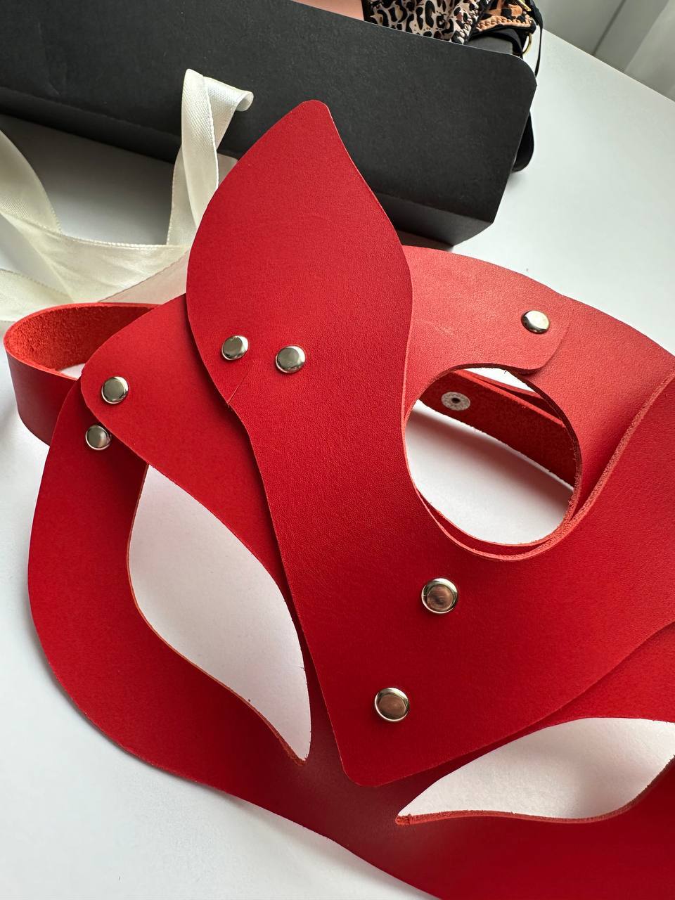 Desire Red  Bondage Set