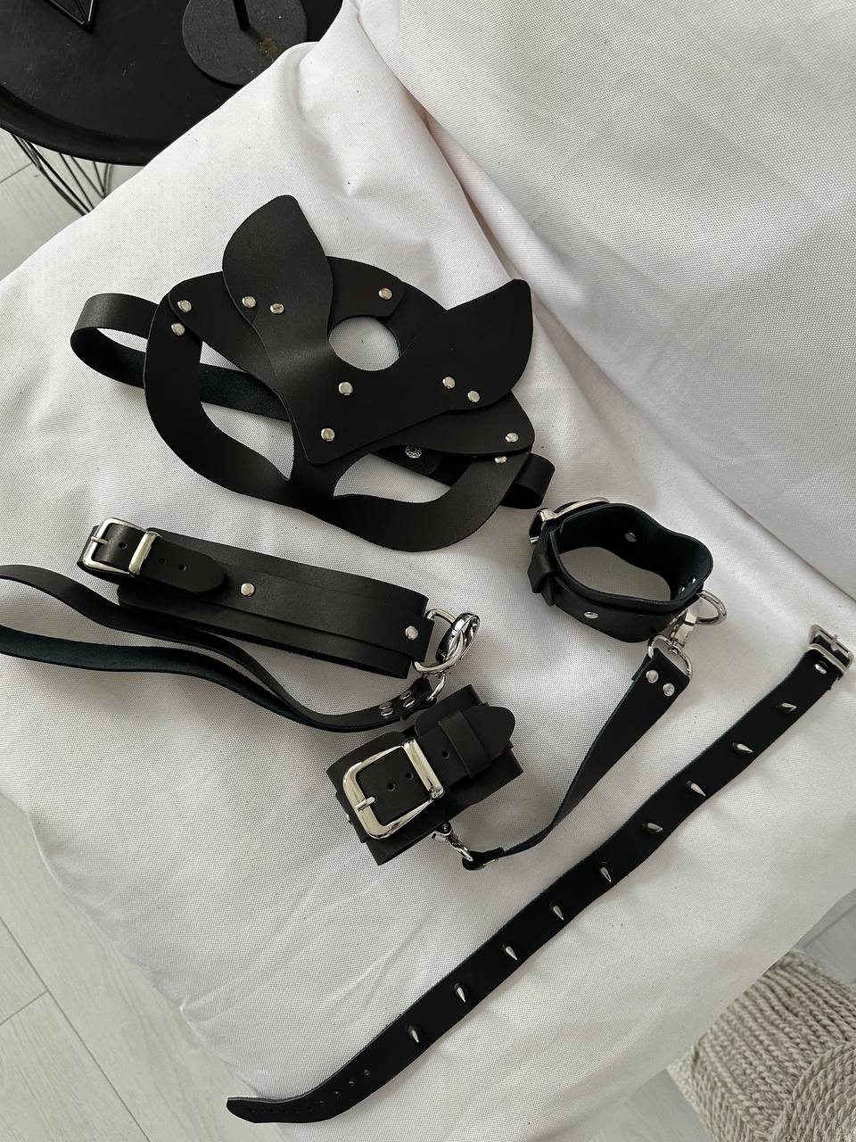 Black Desire Deri  Maske & Kelepçe Aksesuar Seti