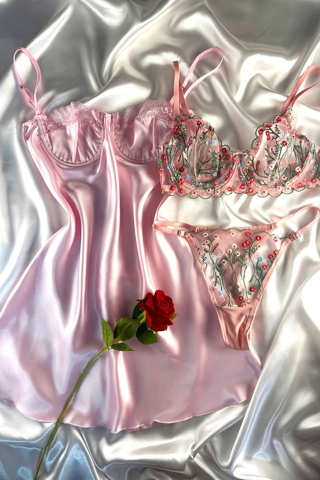Eleni 3 Parça Balenli Beli Oturtmalı Set ( Bralet Hediyeli )