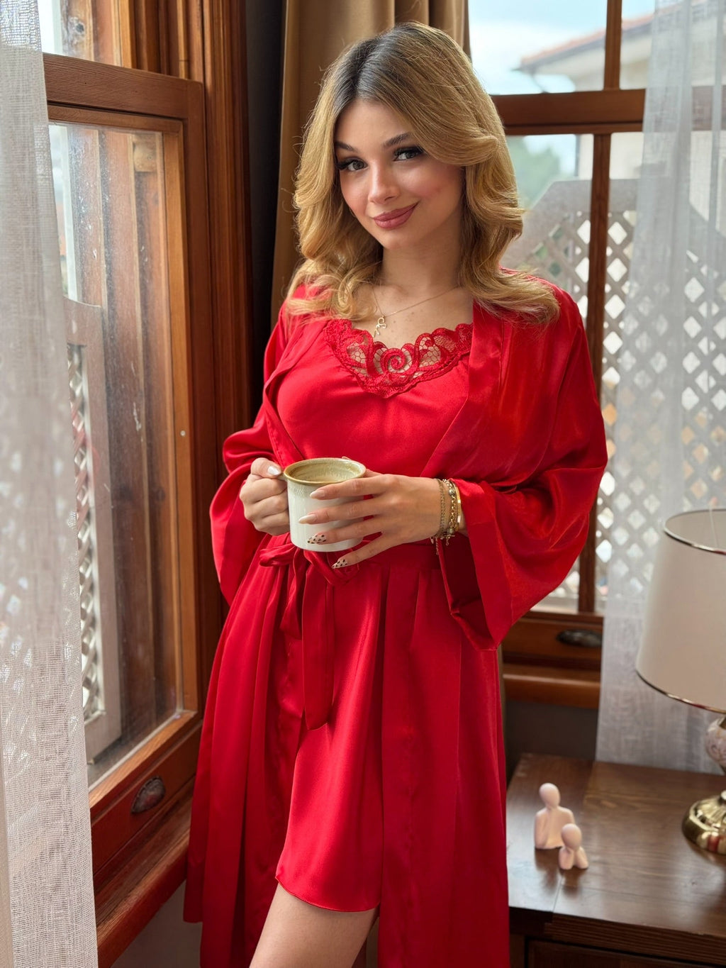 Alessia Kırmızı İpeksi Saten Sabahlık